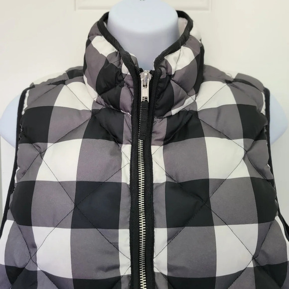 Woolrich Down Filled Black and White Buffalo Check Plaid Cozy Puffer Vest Sz M - Picture 2 of 11